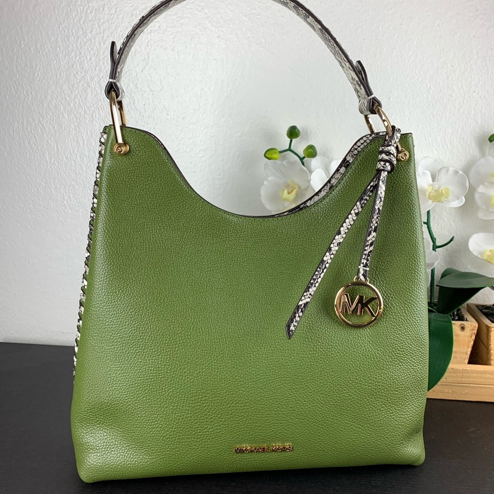 RARE BAG💚 free shipping‼️ GORGEOUS💚Michael Kors Joan LG Slouchy Shoulder
